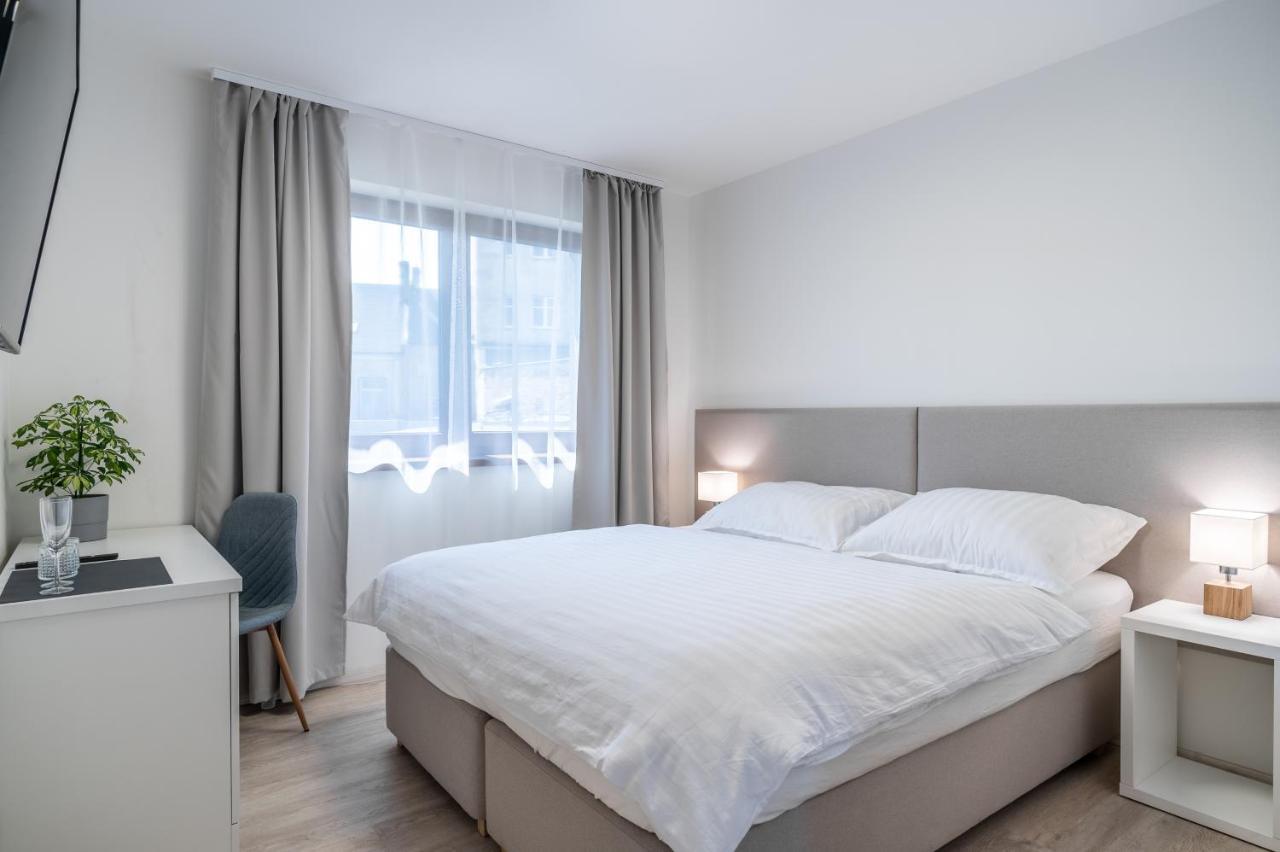 4 * Ostrava