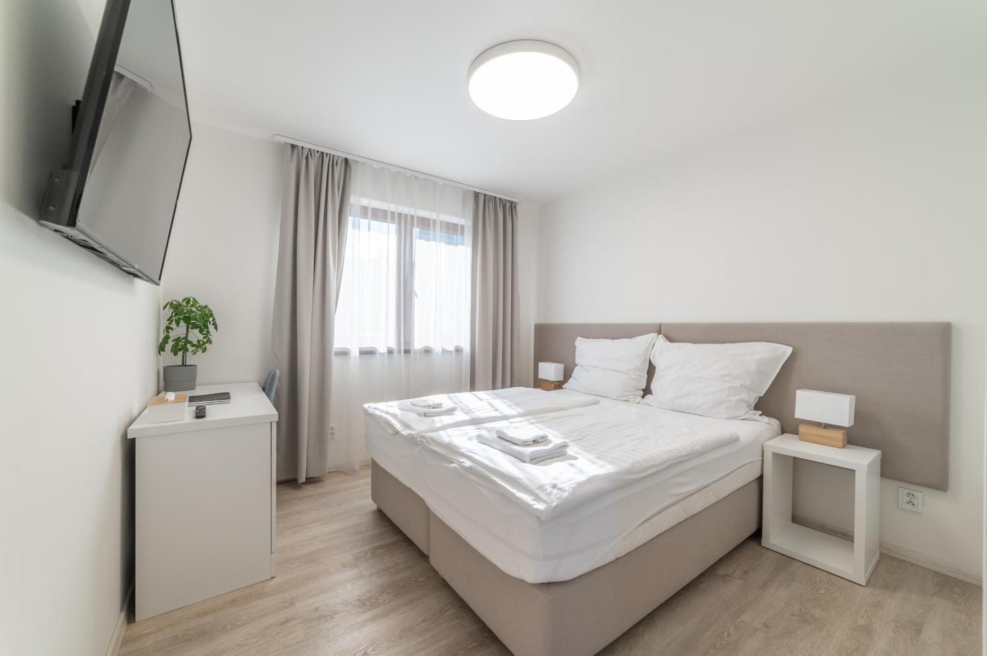 4 * Ostrava